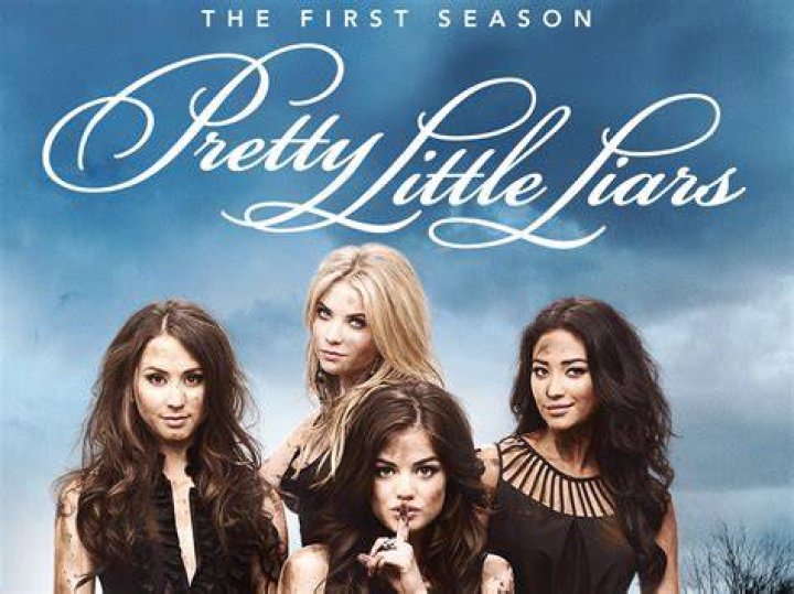 13 Amazing Bodies of Pretty Little Liars Stars — Celebwell