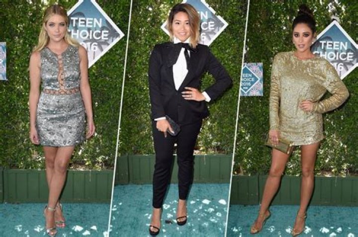 20 Amazing YouTube Star Bodies — Celebwell