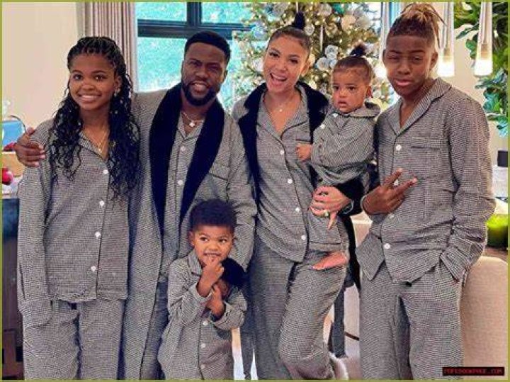 Age, height, wife, children, net worth