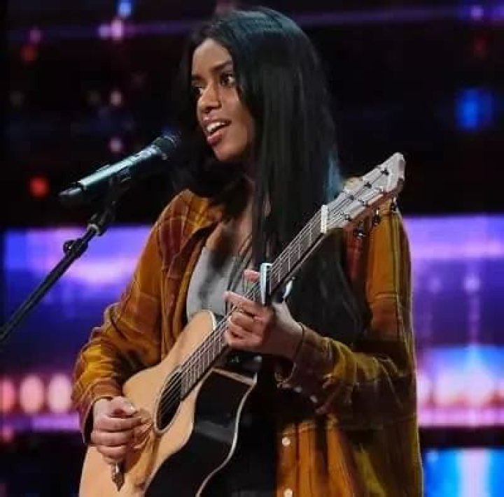 AGT Debbii Dawson Wiki, Age, Ethnicity, Parents, Boyfriend, Height & More