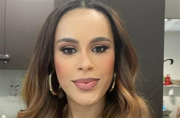 Anita Nneka Jones in Bathing Suit is "Glowing" — Celebwell