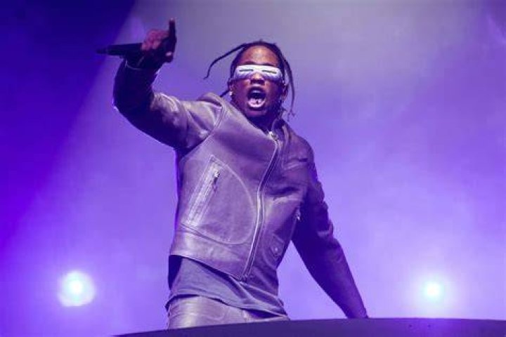 Are Travis Scott Concerts 18+? – Celebrity