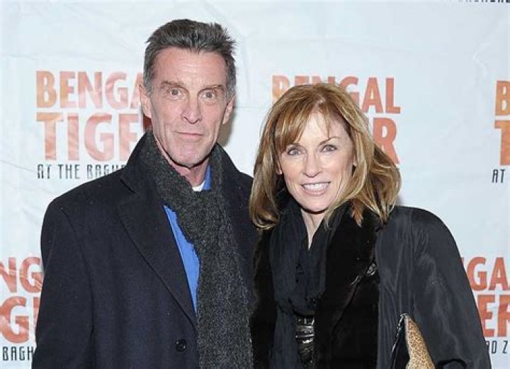 Brynn Thayer - Bio, Facts, Family Life of Actress