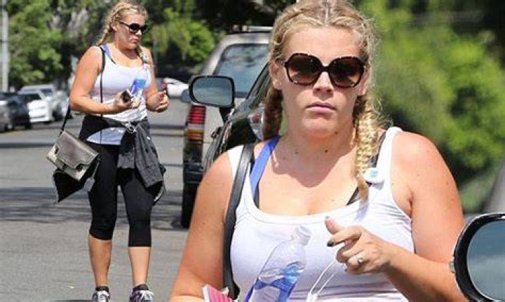 Busy Philipps in Bathing Suit Shows Off “Summer Wardrobe” — Celebwell