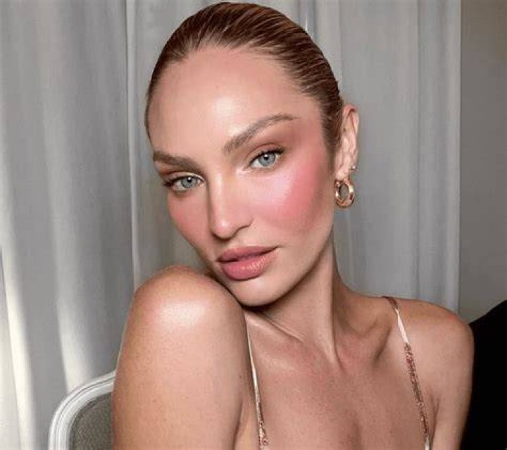 Candice Swanpoel Shares Swimsuit Photo From Mykonos — Celebwell