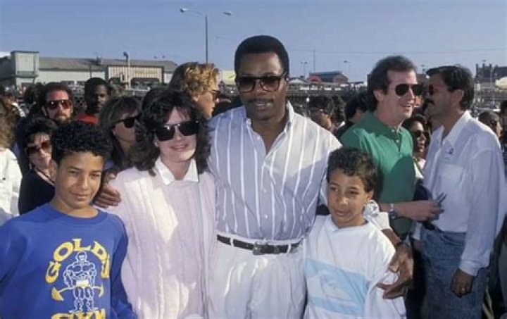 Carl Weathers Biography - Facts, Childhood, Family Life & Achievements