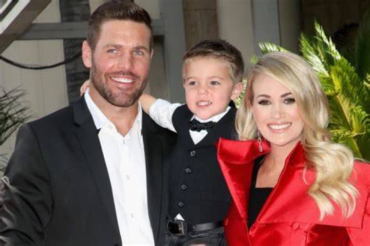 Colton Underwood Biography - Facts, Childhood, Family Life & Achievements