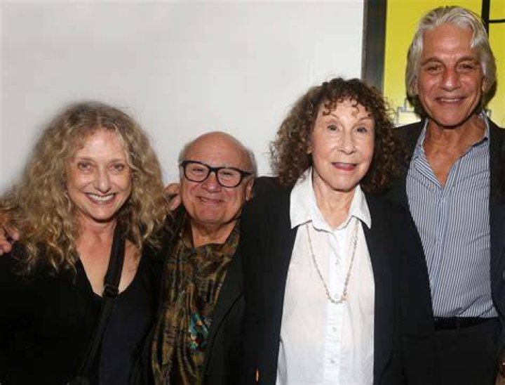 Danny DeVito family, wife, children, parents, siblings