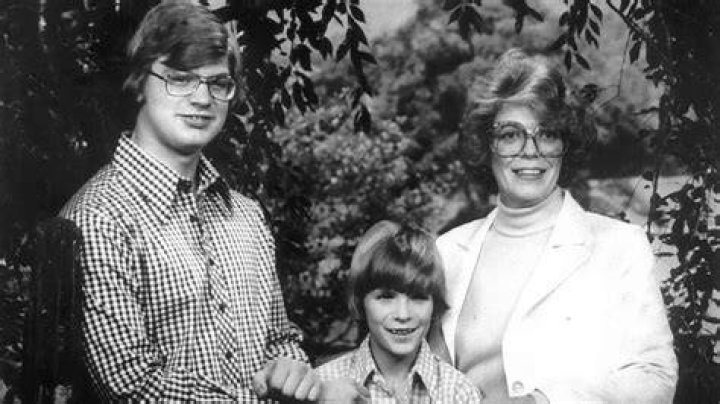 Did Jeffrey Dahmer’s father and grandmother suspect him of murder?