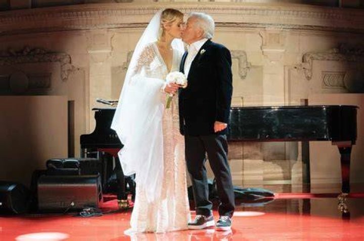 Diego Garijo wife or partner: Is Diego Garijo married?