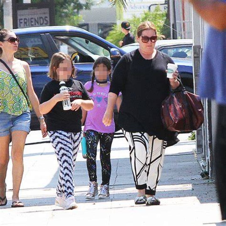 Does Melissa Leo have children?