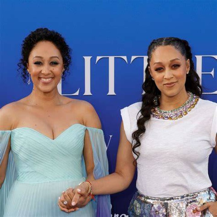 Does Tia Dalma know she is Calypso? – Celebrity