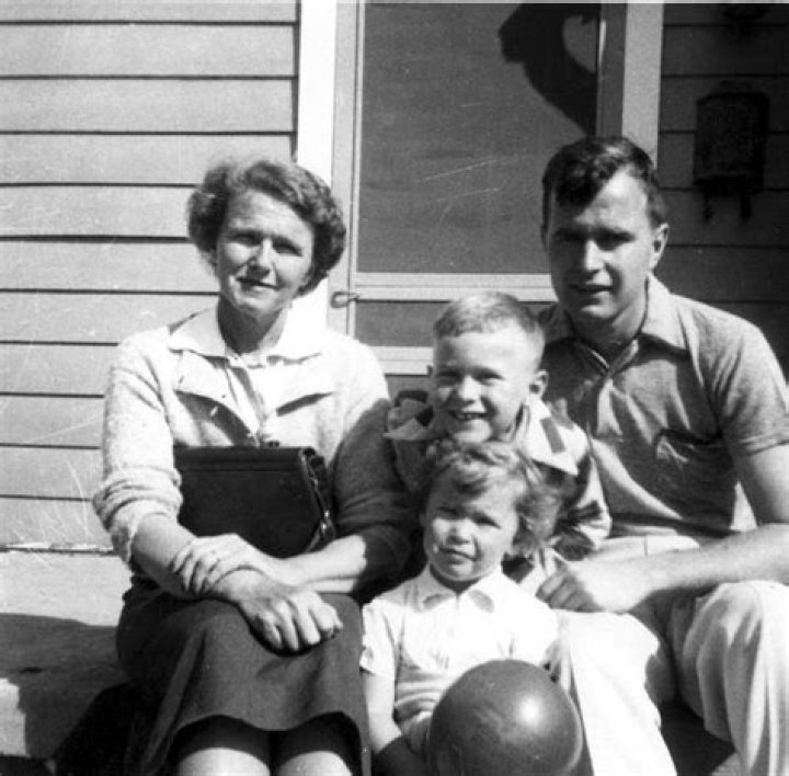 Dorothy Bush Koch Biography – Facts, Childhood, Family Life, Achievements