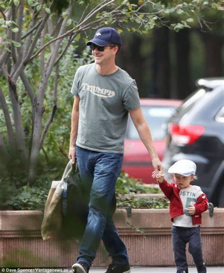 Edward Norton children: Does Edward Norton have children?