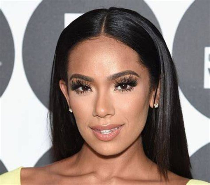 Erica Mena Shows Fans What She’s Having On Her ‘Cheat Day’ – See The Juicy Clips!
