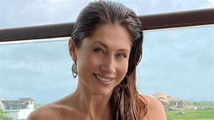 Éva Horváth in Bathing Suit Says "Attention!" — Celebwell