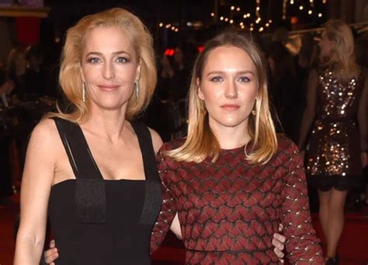 Gillian Jacobs children: Does Gillian Jacobs have children?