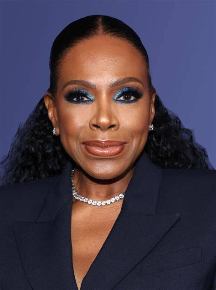 
How Much Money Does Sheryl Lee Ralph Make? Latest Income Salary
