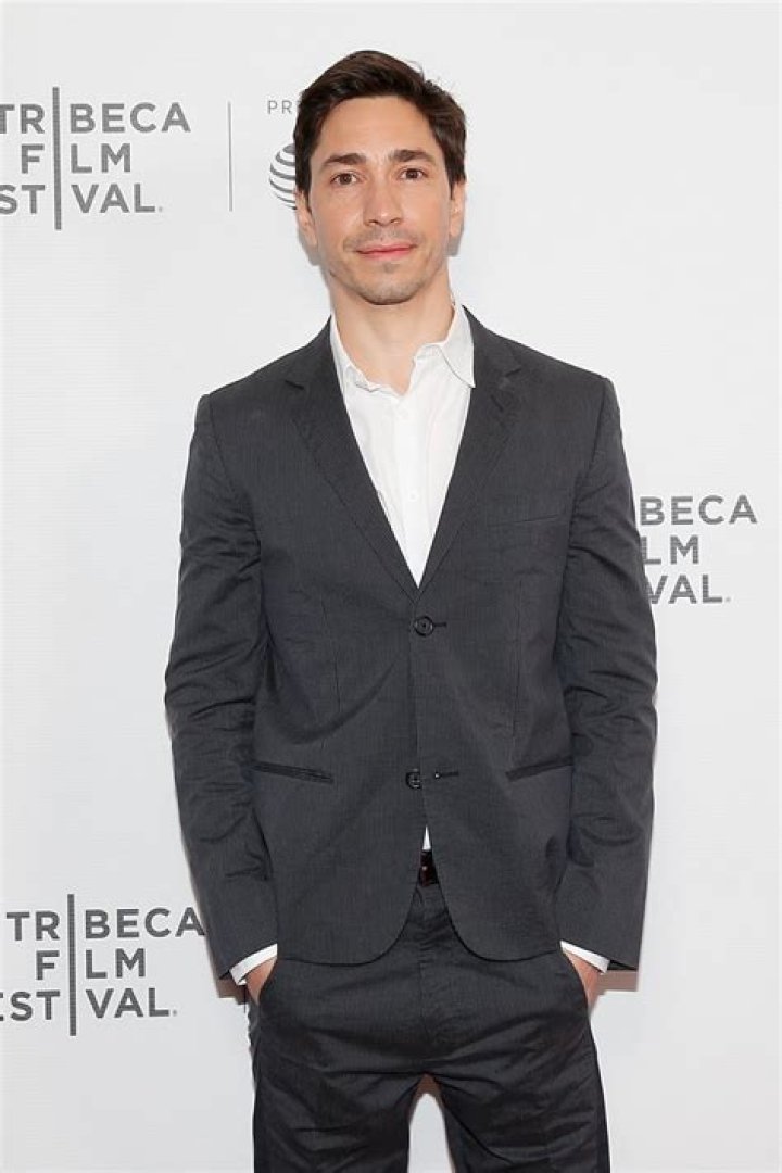 How rich is Justin Long? – Celebrity