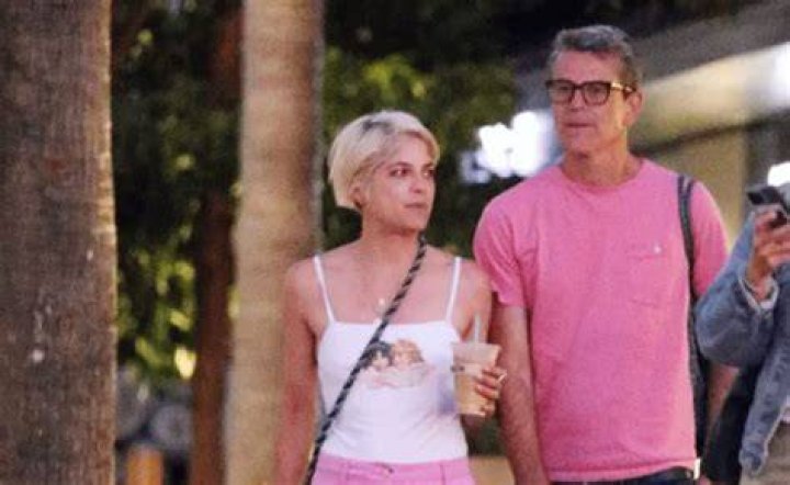 In Los Angeles, Selma Blair Was Observed Moving Closer To Her Ex-Boyfriend David Lyons