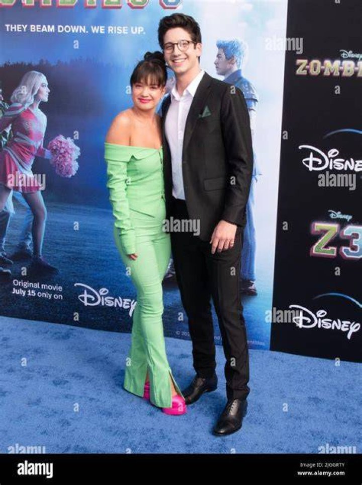 Is Jason Scott Lee related to Peyton Elizabeth Lee? – Celebrity