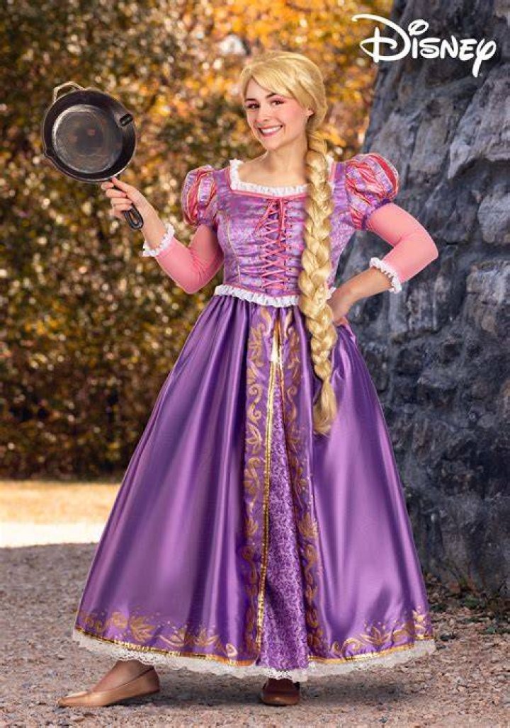 Is Rapunzel’s dress pink or purple? – Celebrity