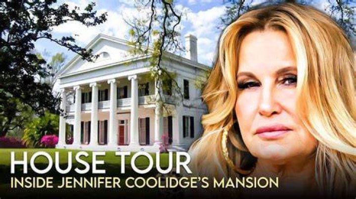 Jennifer Coolidge house: Where does Jennifer Coolidge live?