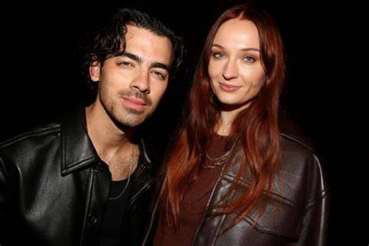 Joe Jonas Gushes Over Sophie Turner’s ‘Two Moods’ On Her Birthday!