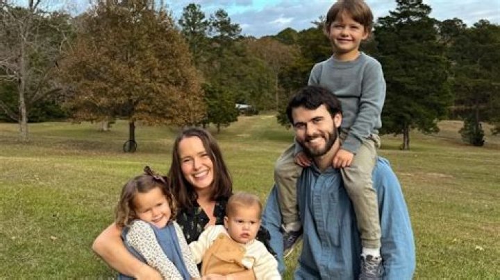 John Luke Robertson – Bio, Facts & Family Life of Reality TV Star