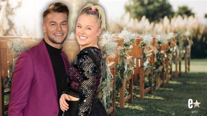 Jojo Siwa says she’ll probably never talk to Candace Cameron Bure again: ‘that’s sh—y to exclude someone because of who they love’