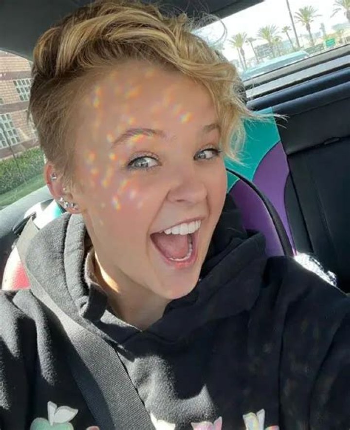 JoJo Siwa [Youtuber] Wiki, Bio, Net Worth, Boyfriend & More