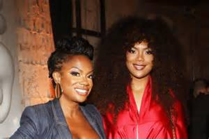 Kandi Burruss Offers Her Support To The Hawks