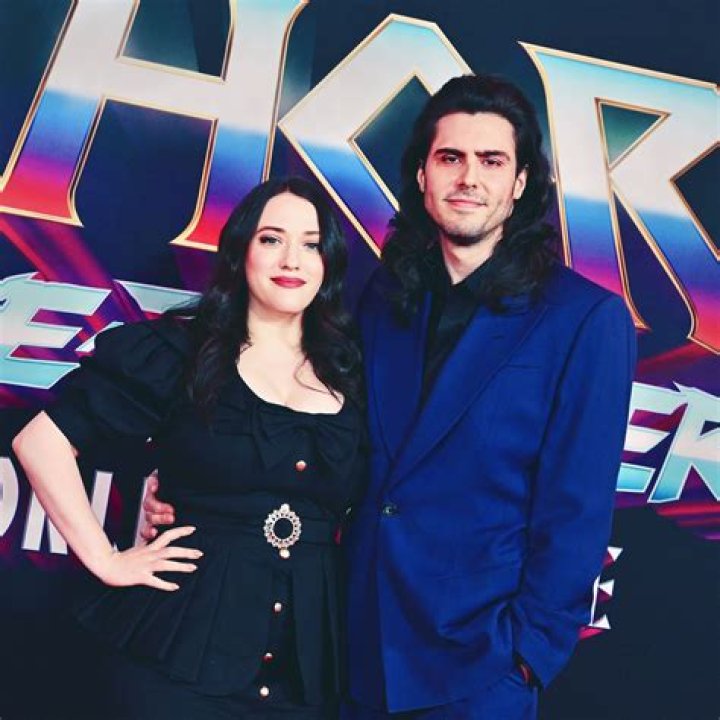 Kat Dennings And Randall Park Returning For WandaVision