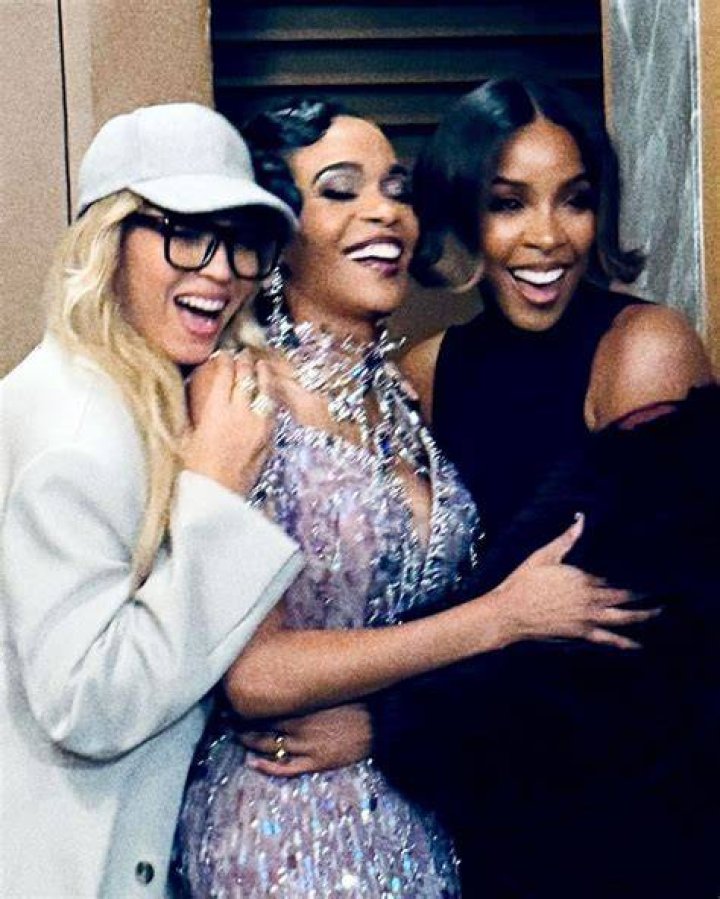 Kelly Rowland Says That She Told Michelle Williams And Beyonce About Her Second Pregnancy Before Anyone Else – Here’s Why!