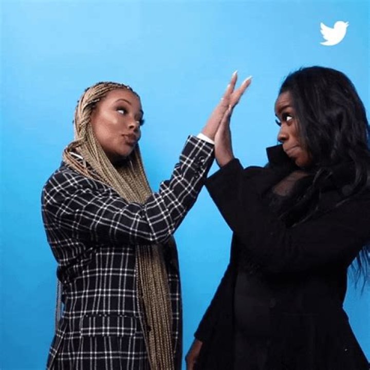 Kenya Moore Advertises Eva Marcille’s Jewelry – Check Out Her Post