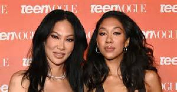 Kimora Lee Simmons’ Daughter Aoki Brags About Her Wealth To Critic Of Her Sister Ming’s Latest Photo