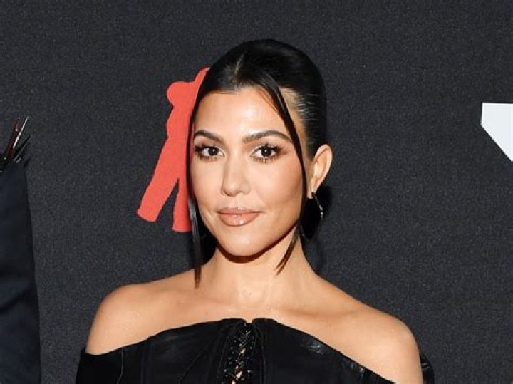 Kourtney Kardashian in Bathing Suit Loves “Life With” Travis Barker — Celebwell
