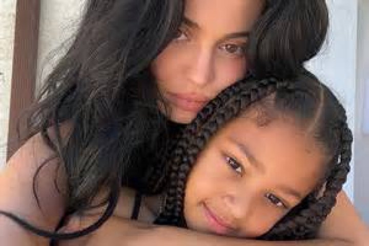 KUWK: Kylie Jenner And Her Best Friend Got Matching ‘Stormi’ Tattoos!
