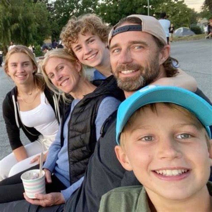 Kyle Walker family, wife, children, parents, siblings