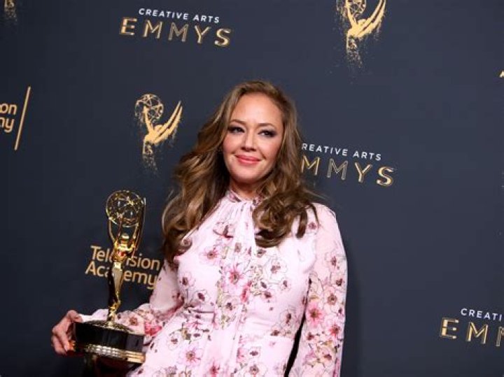 Leah Remini Biography - Facts, Childhood, Family Life & Achievements