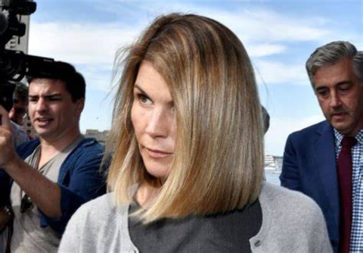 Lori Loughlin’s Sentencing Date Has Been Set After She Pleads Guilty In College Admissions Scandal