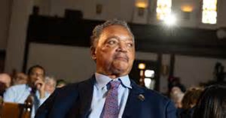 Meet Ever Reverend Jones, Pilot Roberts