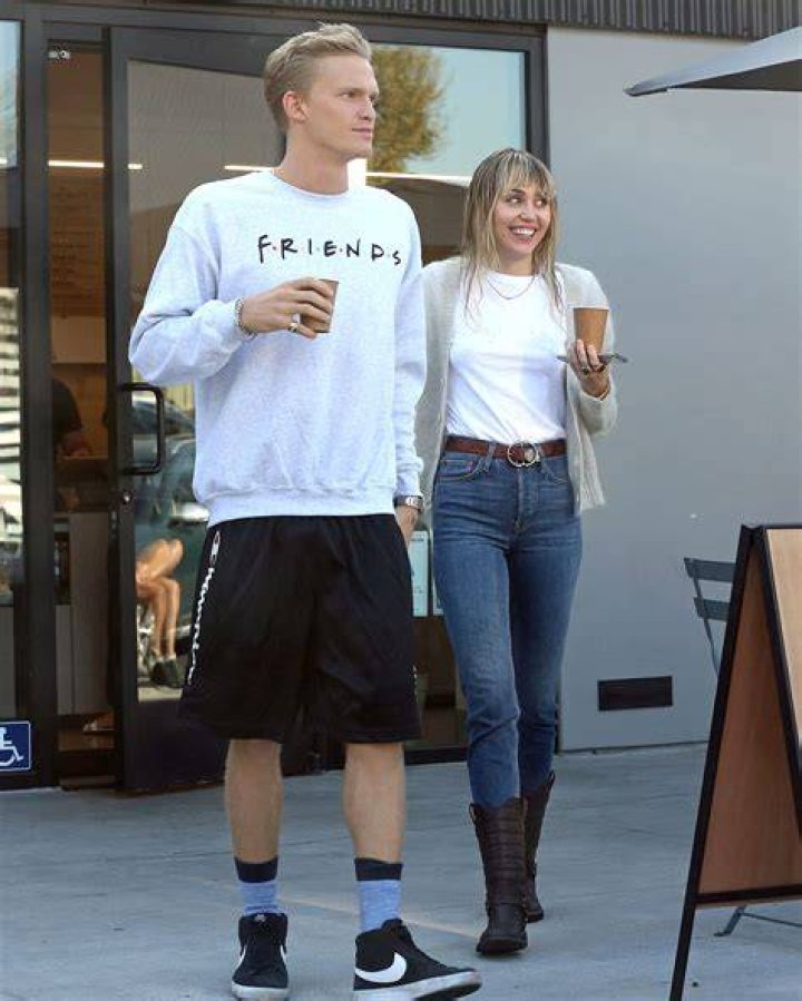 Miley Cyrus And Her Boo Thang Cody Simpson Are Official Now