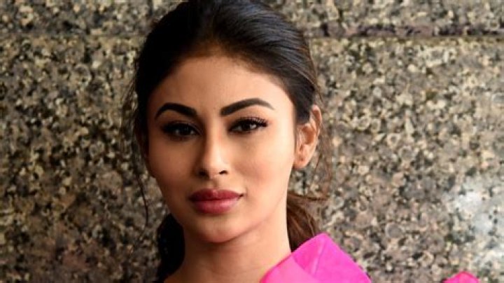 Mouni Roy in Bathing Suit Says “The Sun Comes Out” — Celebwell