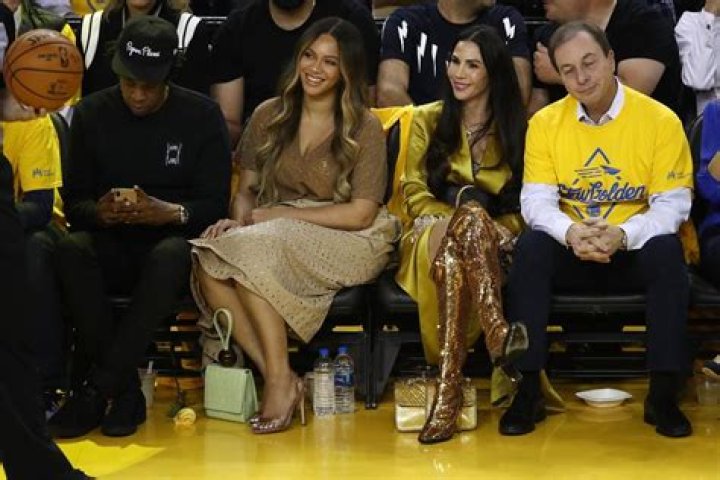 Nicole Curran Slams Beyhive After They Attack Her For Leaning Over Beyoncé To Jay Z: ‘I Don’t Think She Would Support This’