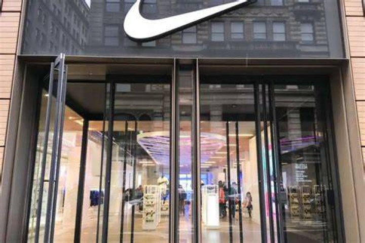 Nike And Apple Announced They’re Closing U.S. Stores Amidst The Coronavirus Pandemic And People Freak Out