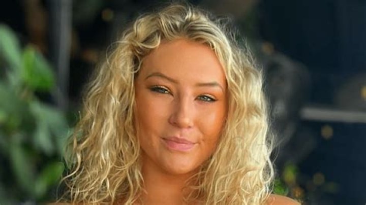 Nikkita Lyons Shares Swimsuit Video Saying "Escape the Ordinary"