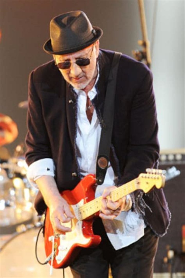 Pete Townshend Biography - Facts, Childhood, Family Life & Achievements