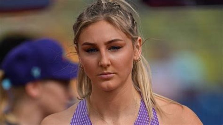 Pole Vaulter Molly Caudery Shares Swimsuit Photo From Indonesia