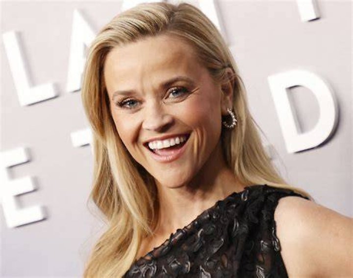Reese Witherspoon in Bathing Suit Shares Photos of "Summer So Far" — Celebwell